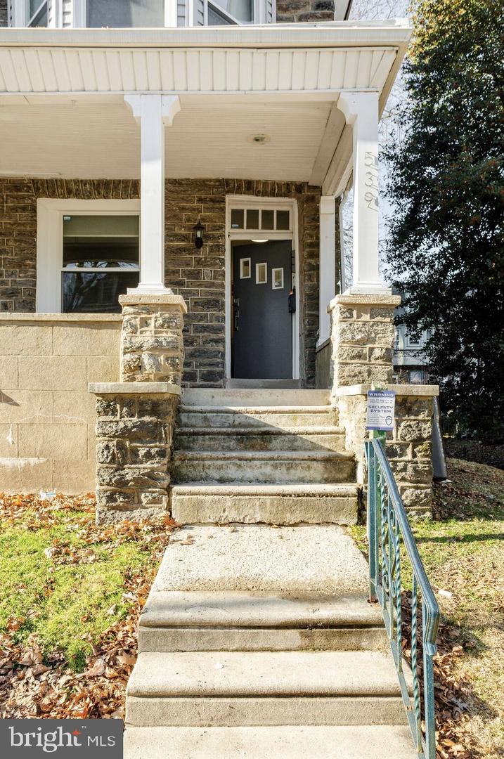 539 E Brinton St Property Photo 1