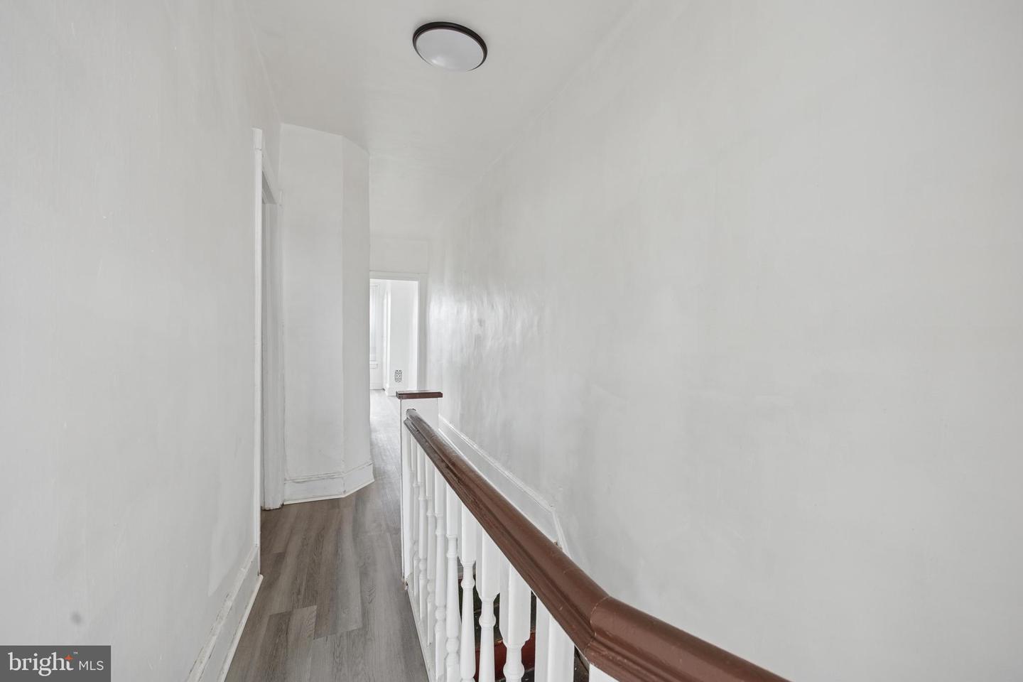 6111 Pine St #apt 2 Property Photo 8