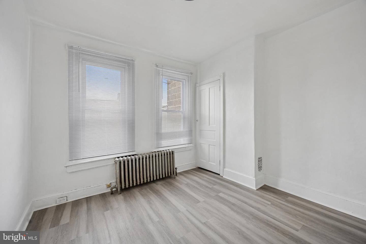 6111 Pine St #apt 2 Property Photo 11