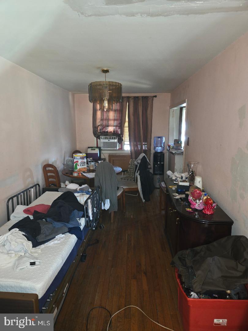 6340 Calvert St Property Photo 3