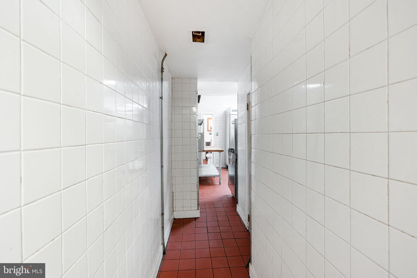 6452 Lansdowne Ave Property Photo 12