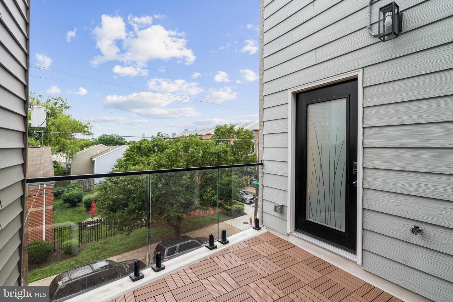 246 Montrose St Property Photo 19