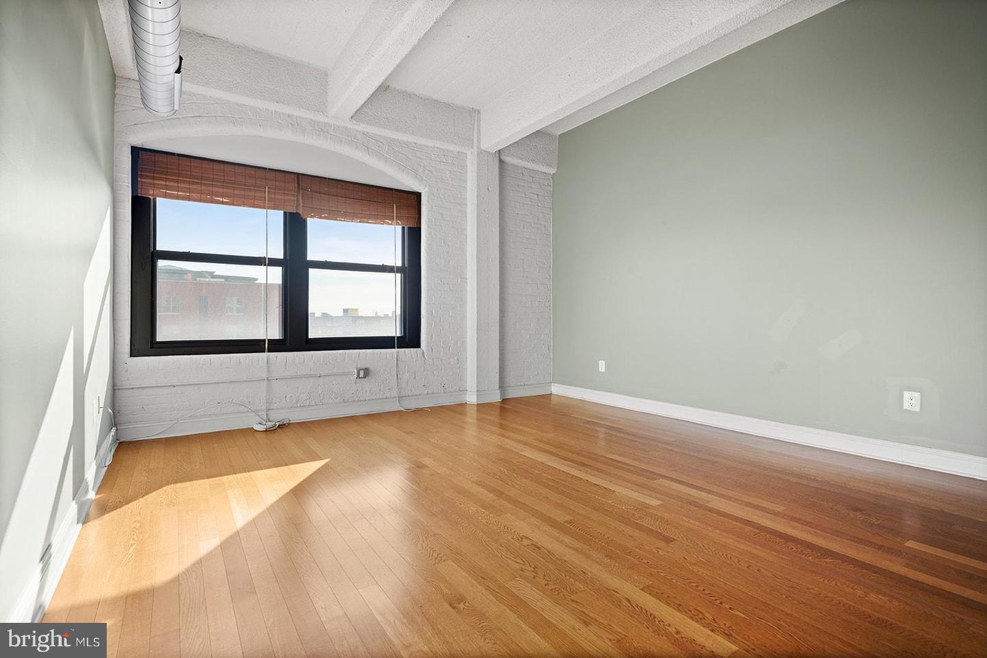 1100 S Broad St #404c & #212p Property Photo 8