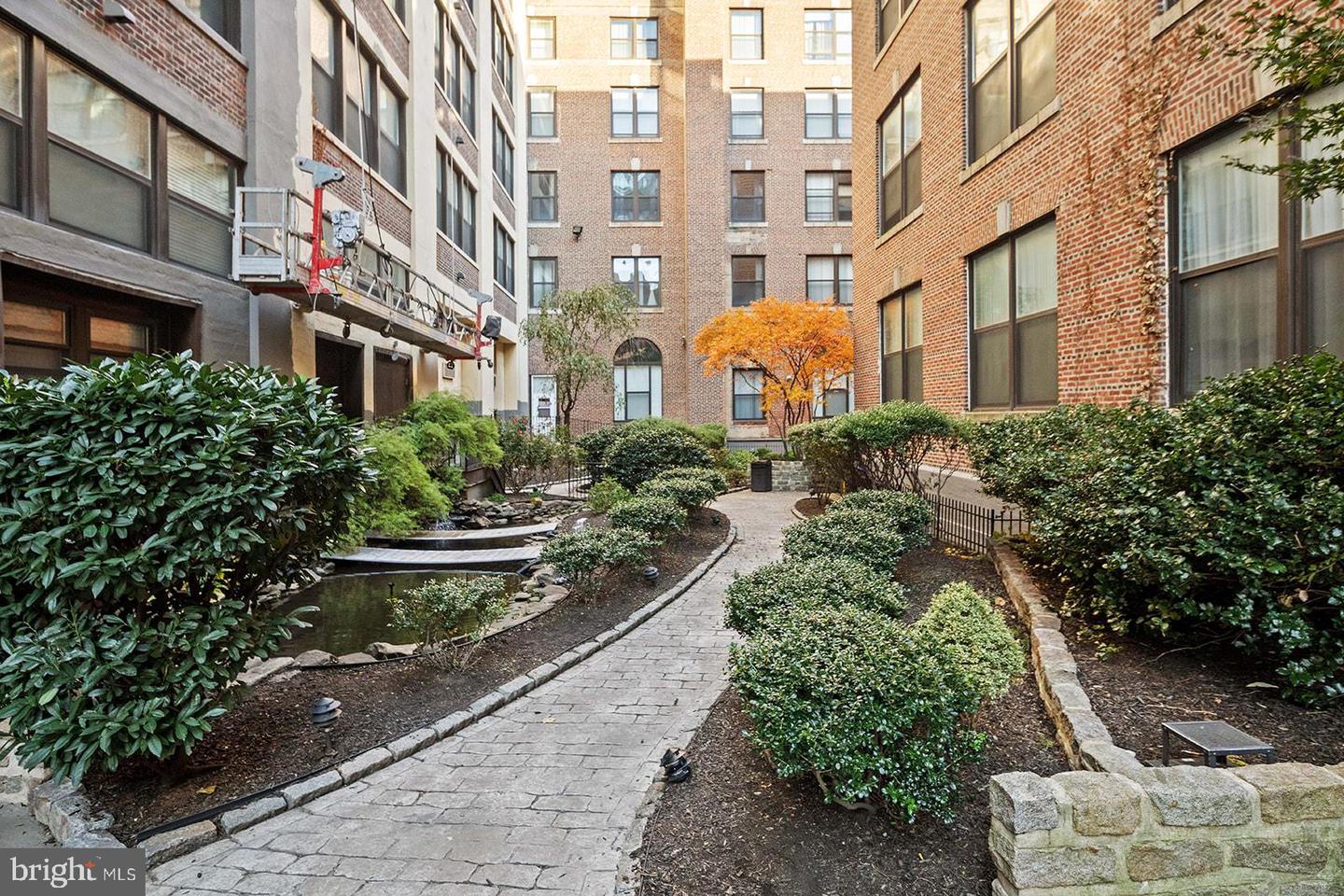 1100 S Broad St #404c & #212p Property Photo 23