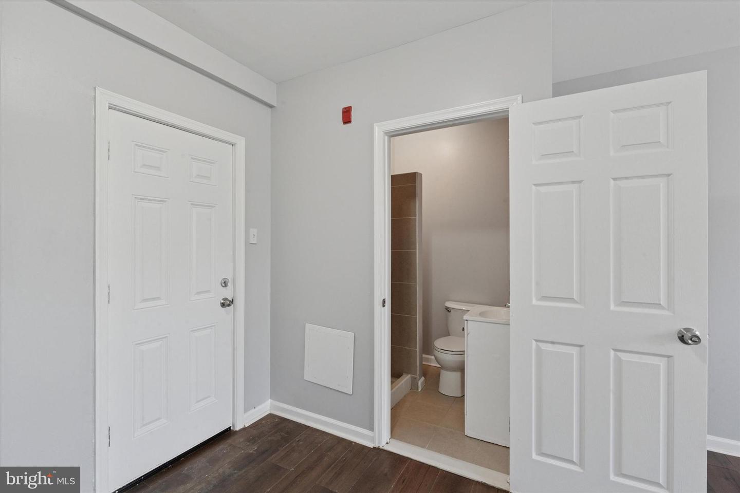 1809 W Venango St Property Photo 13