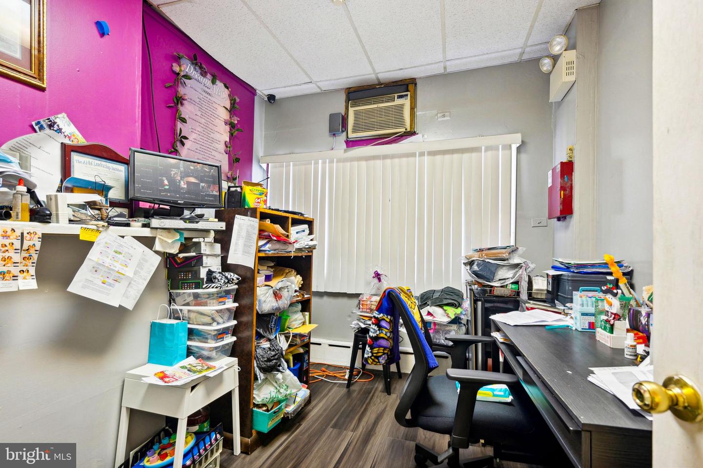 7221 W Passyunk Ave Property Photo 6