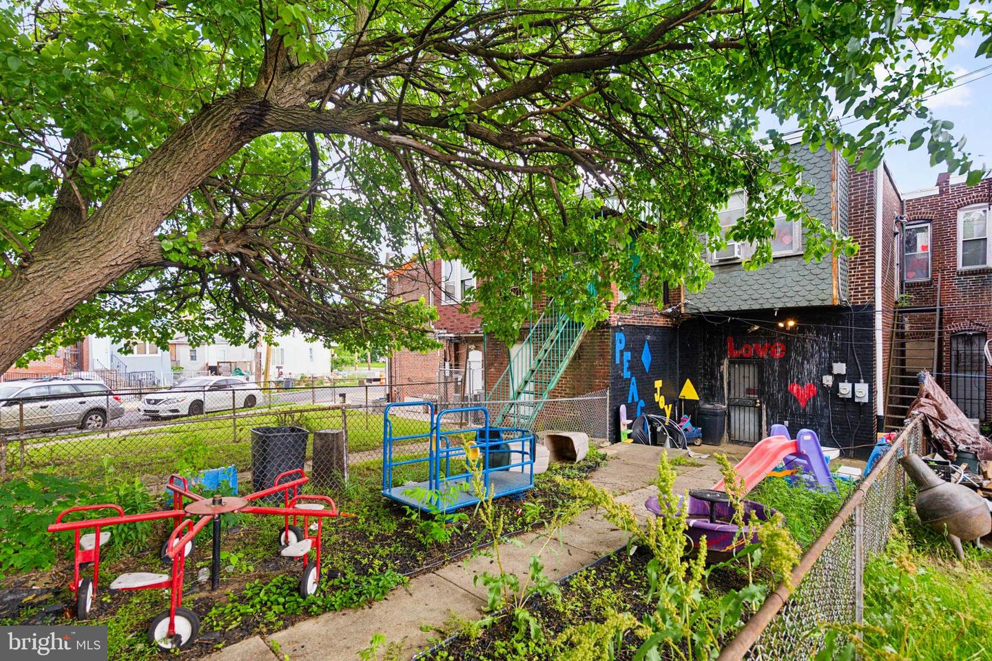 7221 W Passyunk Ave Property Photo 22