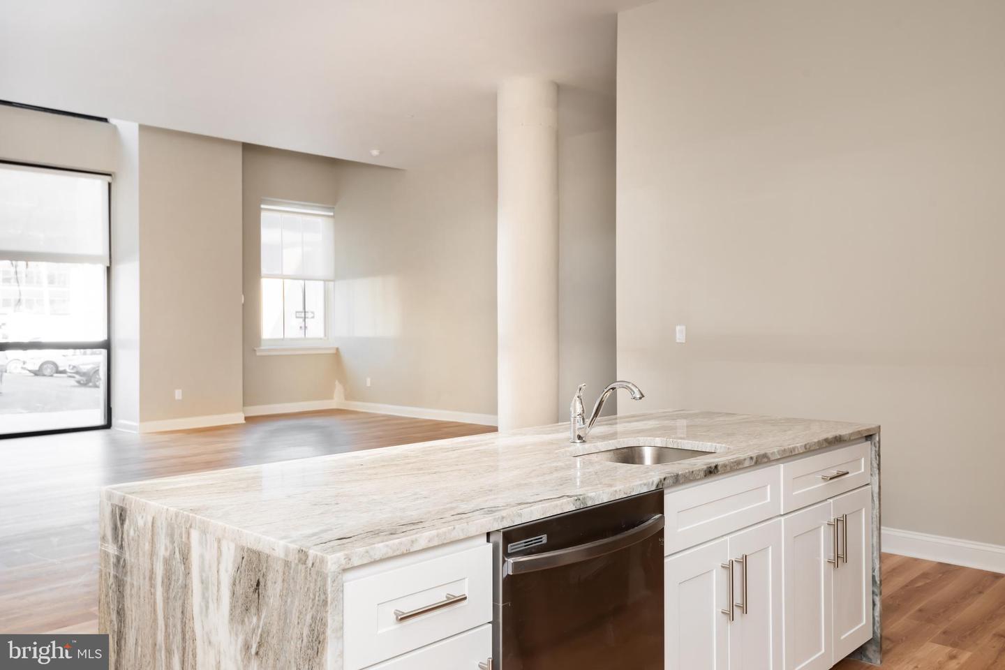 2121-41 Market St #108 Property Photo 7