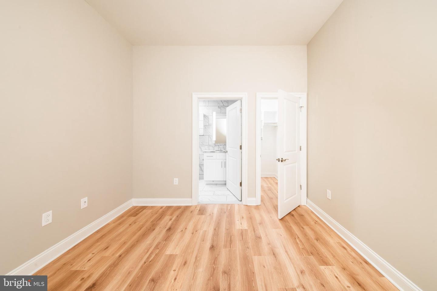 2121-41 Market St #108 Property Photo 10