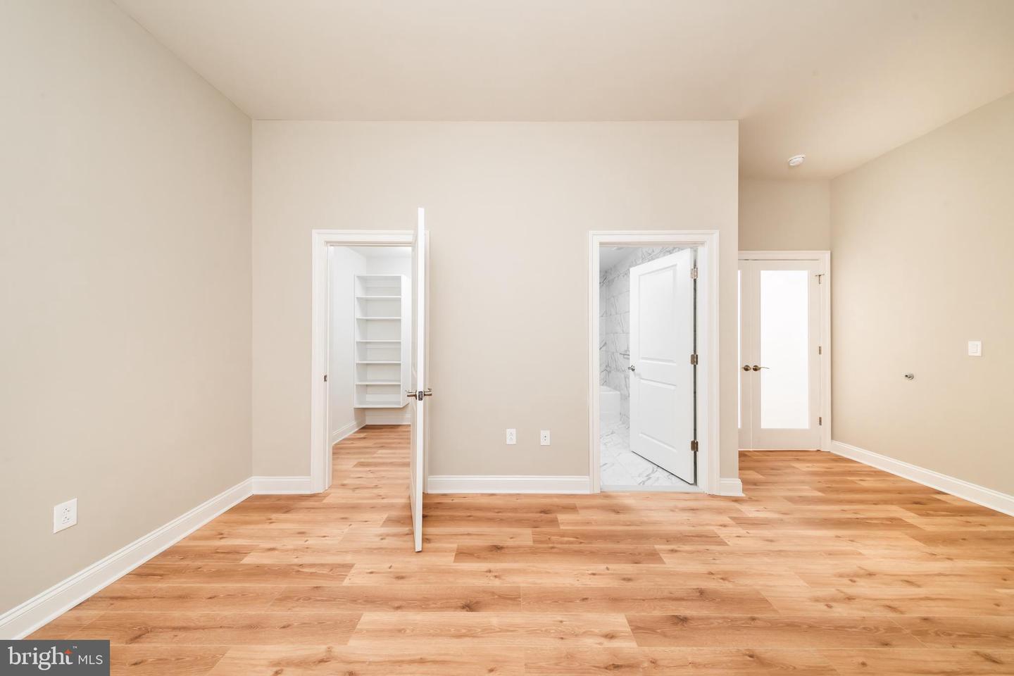 2121-41 Market St #108 Property Photo 12
