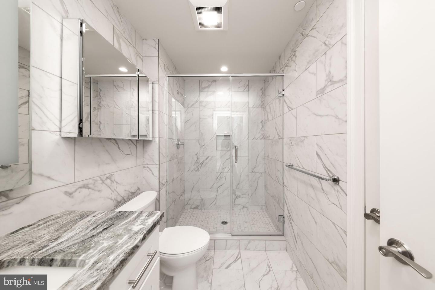 2121-41 Market St #108 Property Photo 16