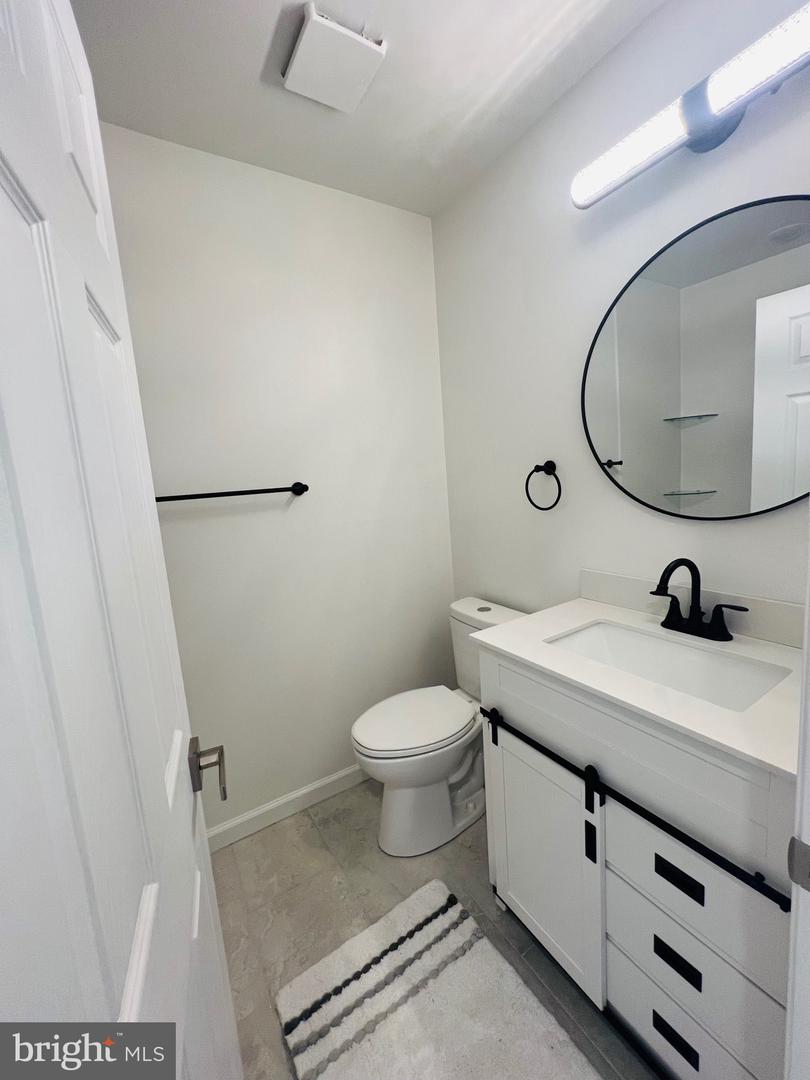 2303 Oakmont St Property Photo 8