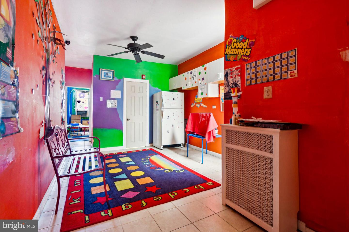 7221 W Passyunk Ave Property Photo 3