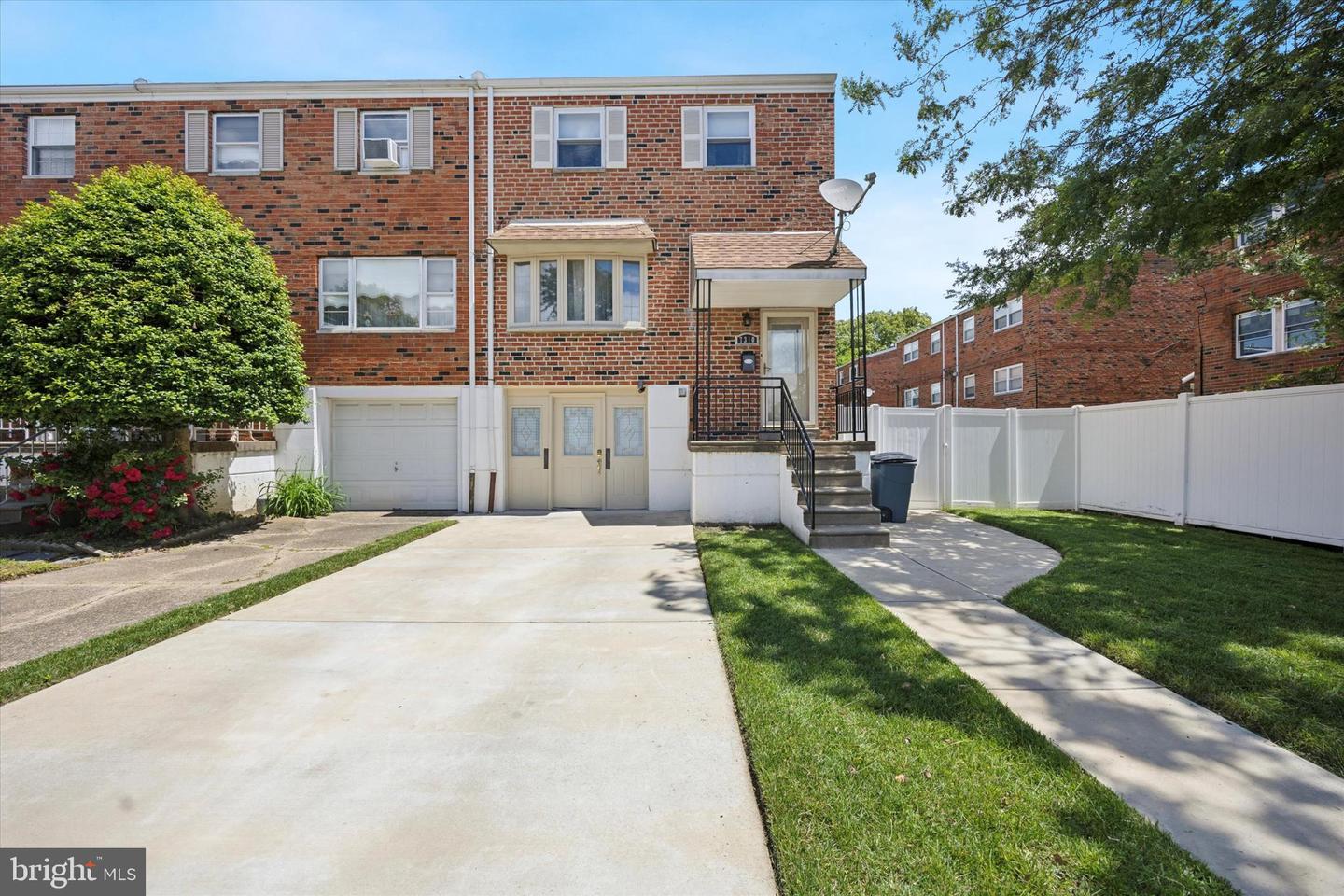 7310 BOREAL PL Property Photo 1