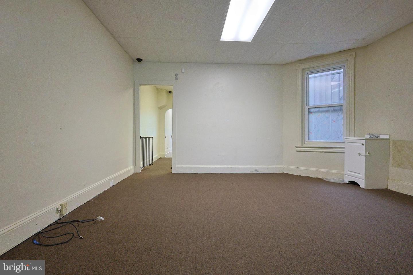 6763 Germantown Ave Property Photo 7