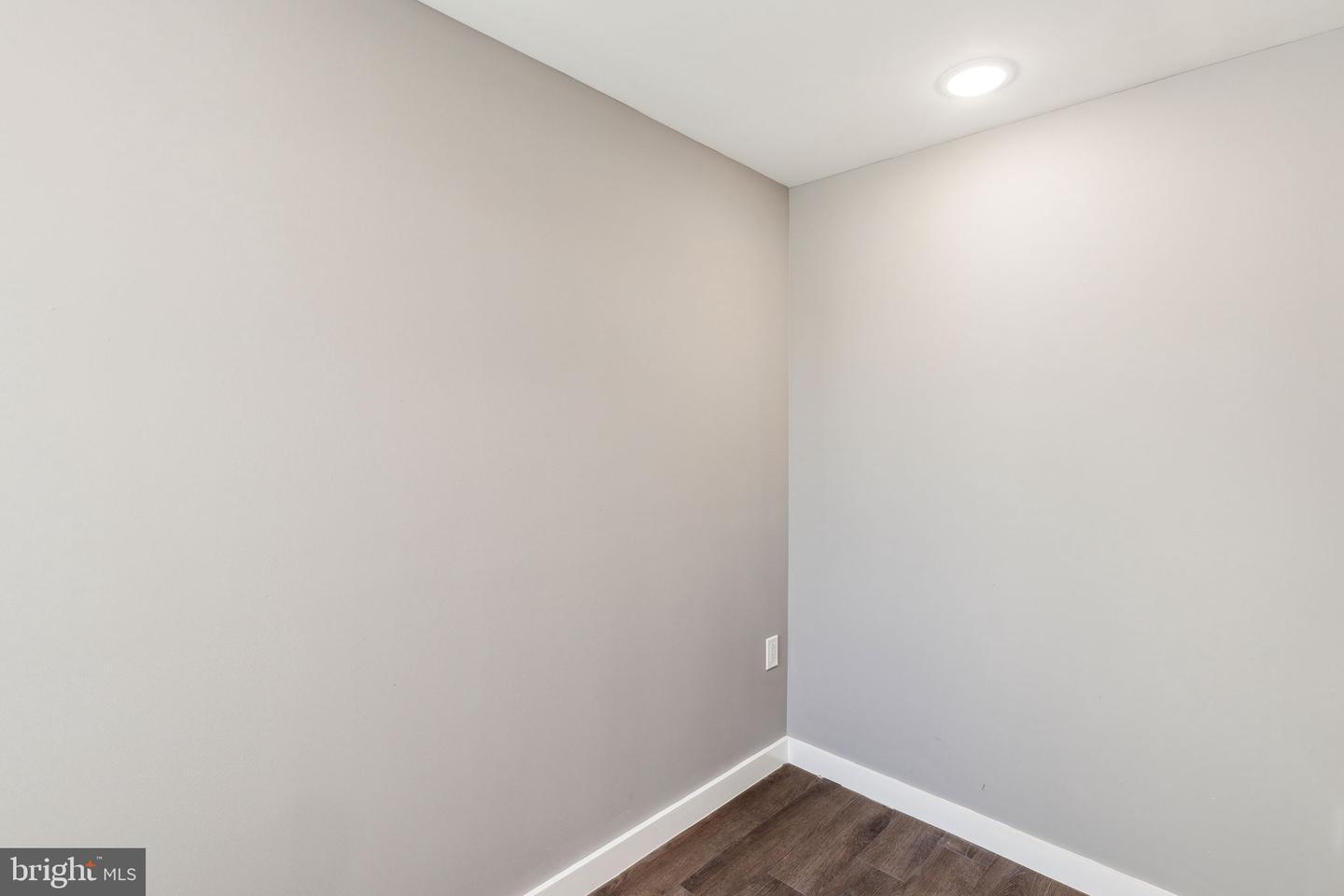 2536 N Lee St Property Photo 33