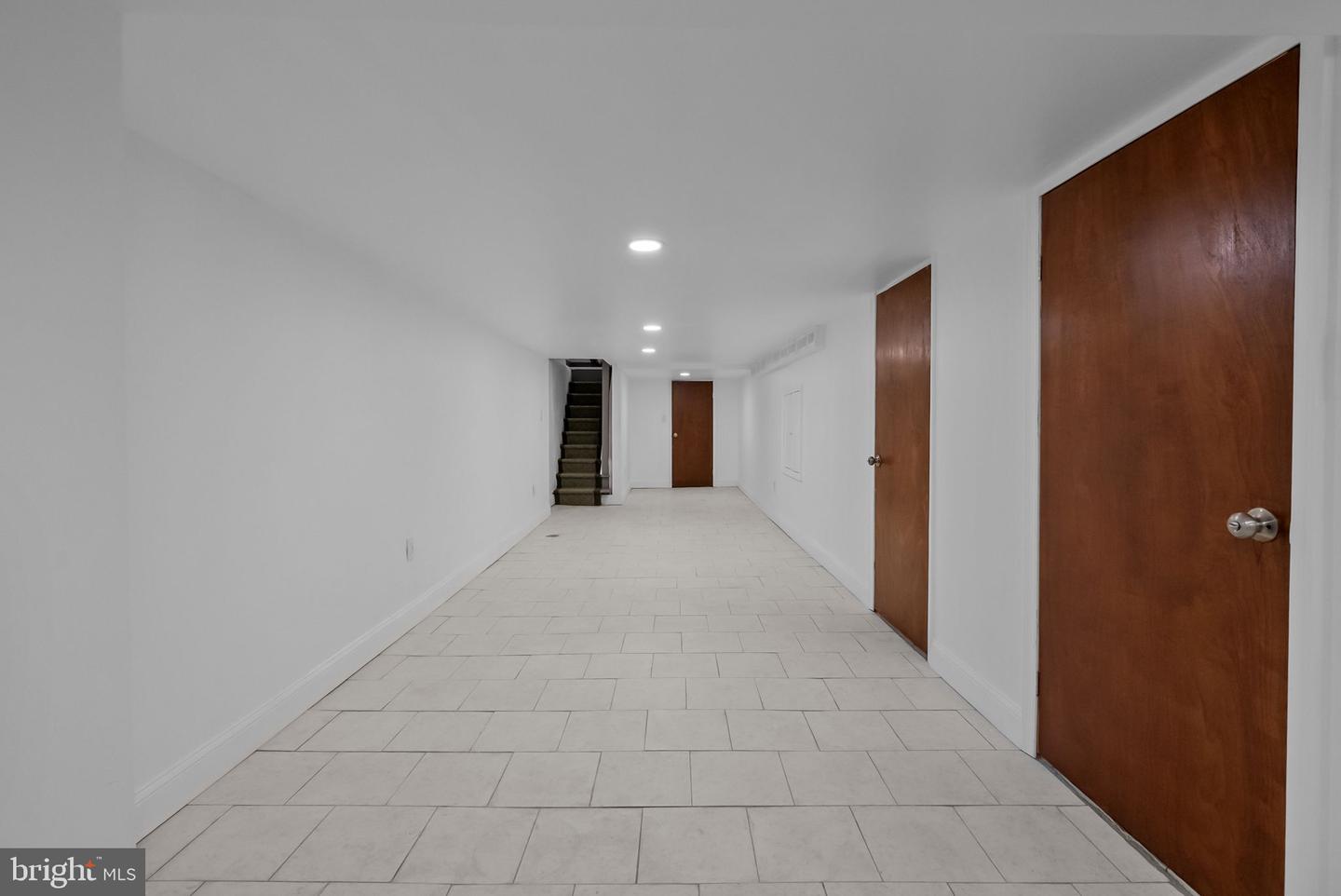 2024 W Berks St Property Photo 11