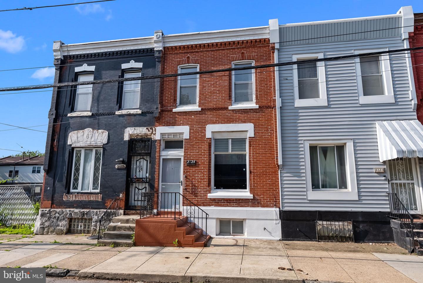 2024 W Berks St Property Photo 20