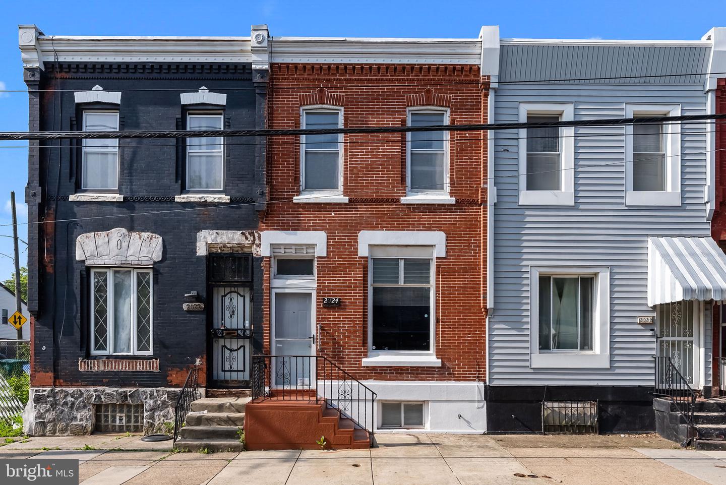2024 W Berks St Property Photo 21