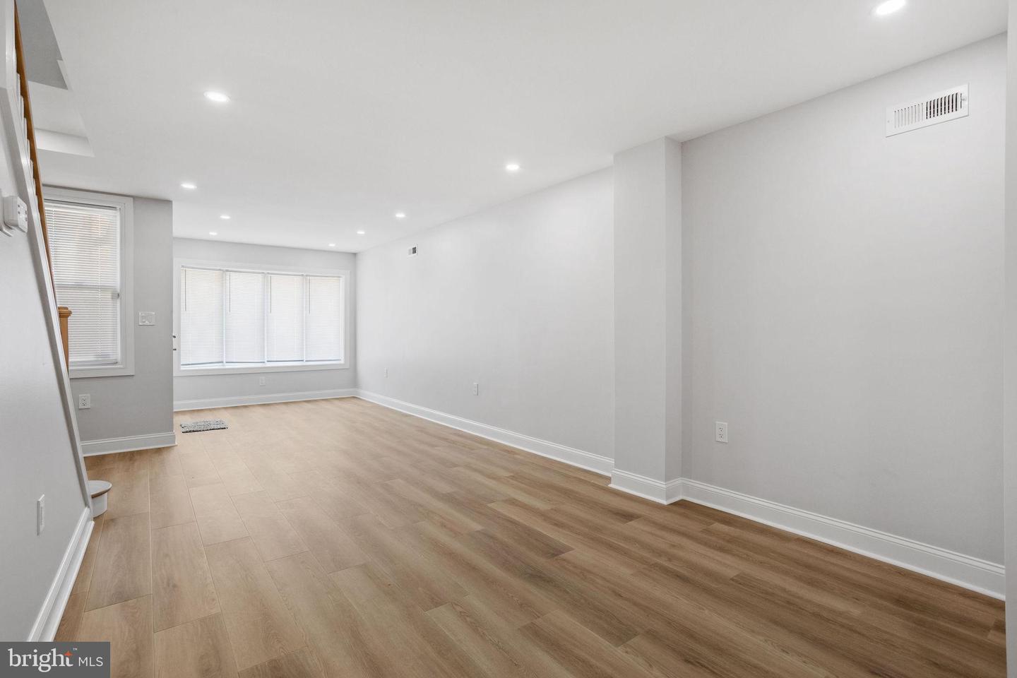 3944 Dungan St Property Photo 5