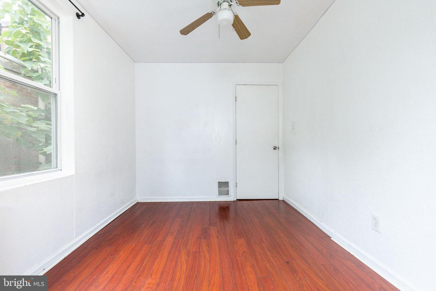 112 E Huntingdon St Property Photo 14