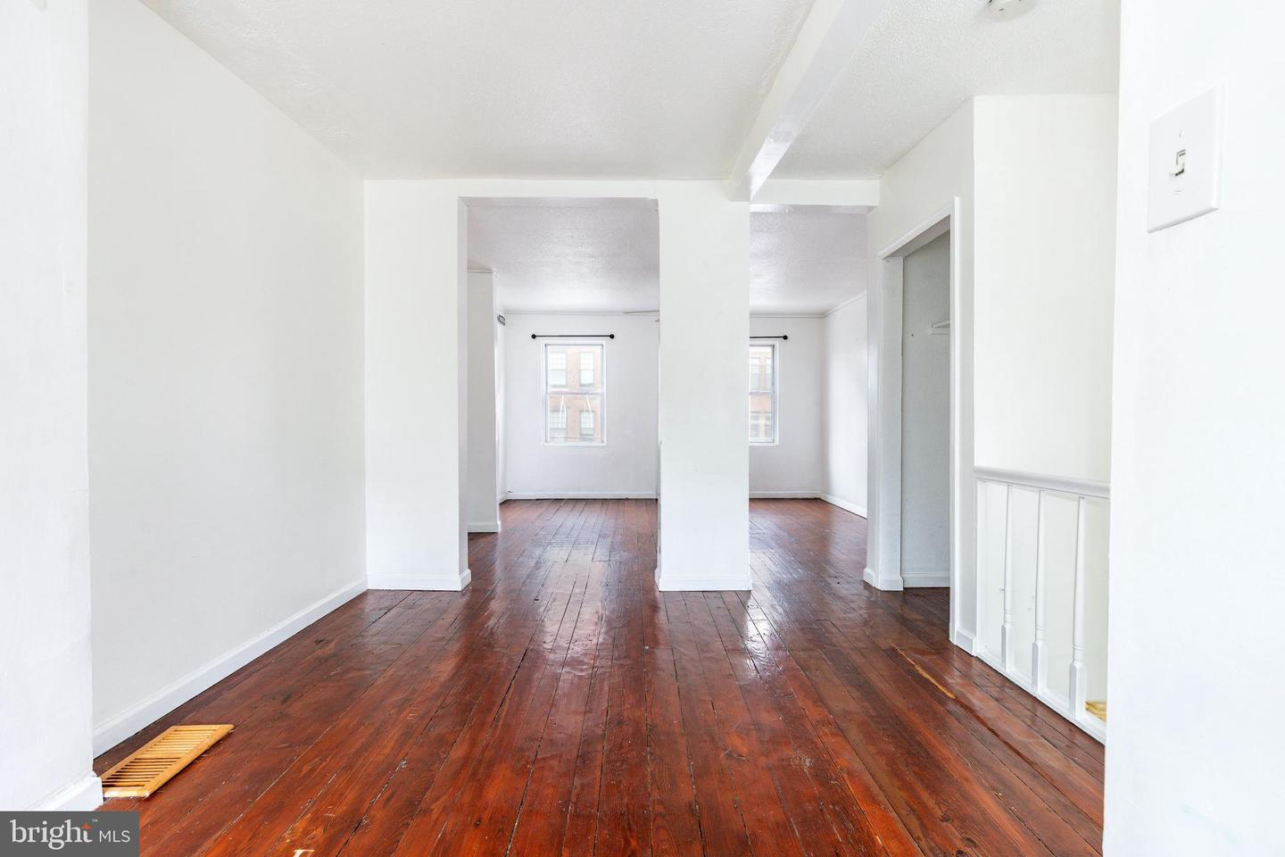 112 E Huntingdon St Property Photo 21