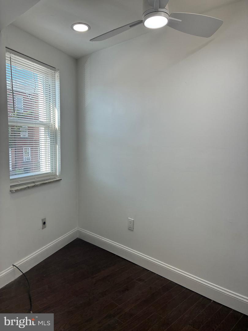 808 W Moyamensing Ave Property Photo 11