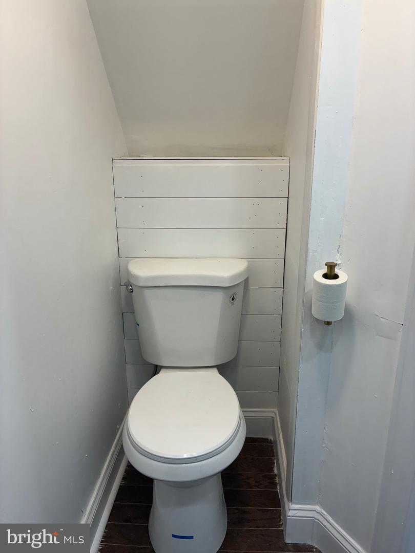 808 W Moyamensing Ave Property Photo 17