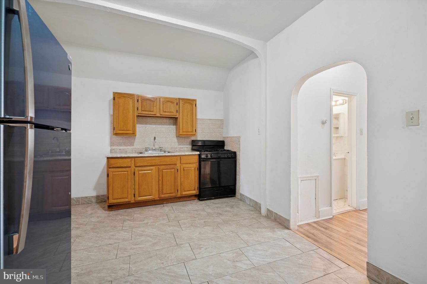 5737 Pine St Property Photo 14
