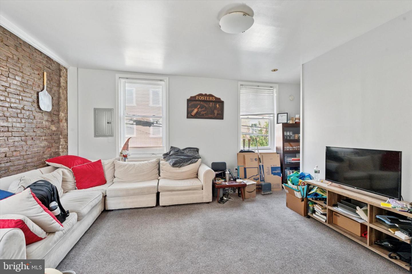 909 N American St #2 Property Photo 3