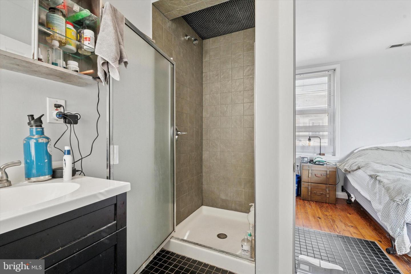 909 N American St #2 Property Photo 22