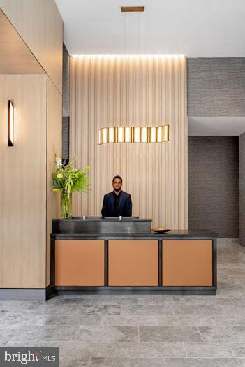 210 S 12th St #1b-1-18e Property Photo 33