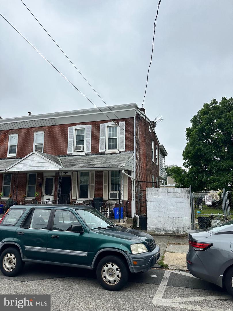 1728 Harrison St Property Photo