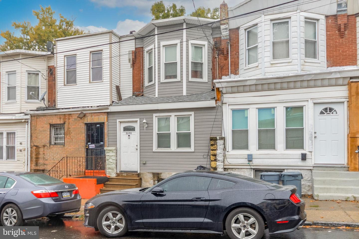 7275 SAYBROOK AVE Property Photo 1