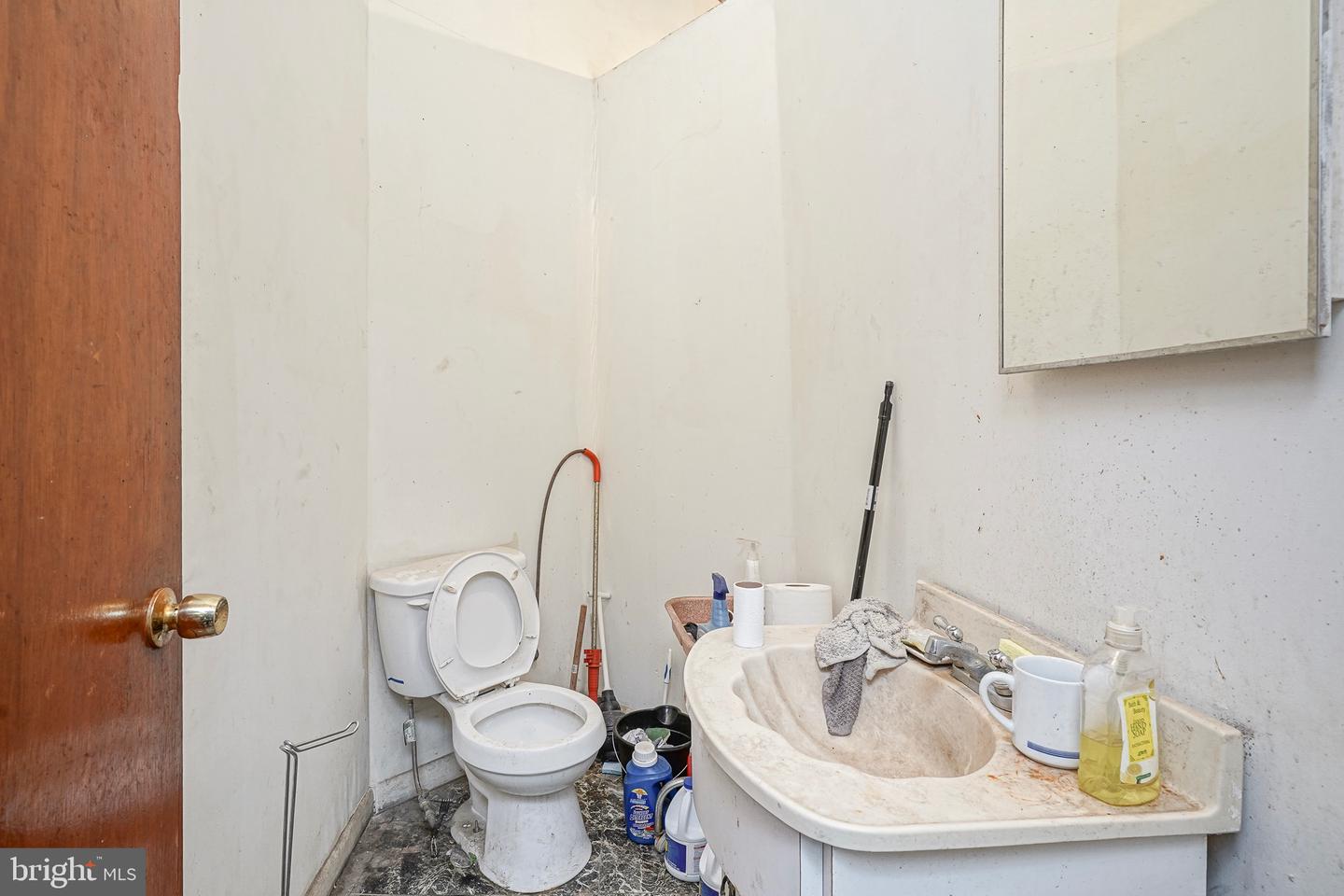 2958 Kensington Ave Property Photo 8