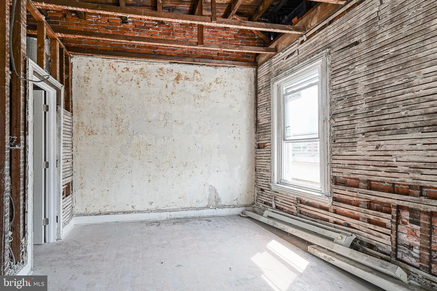 2958 Kensington Ave Property Photo 18