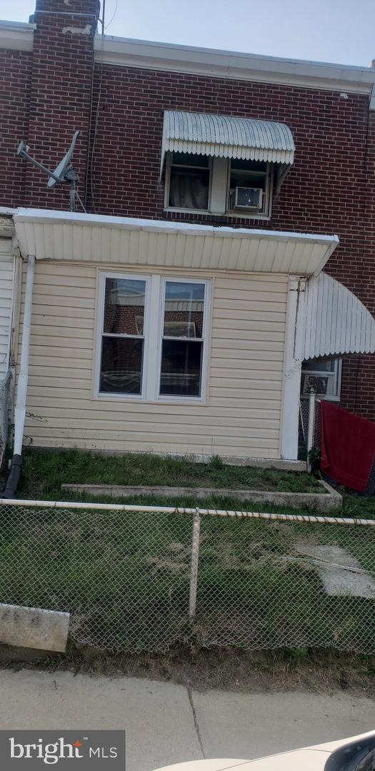 5705 REEDLAND ST Property Photo 1