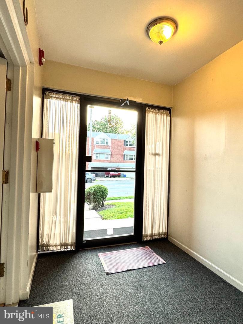 2089 Welsh Rd #j1 Property Photo 4