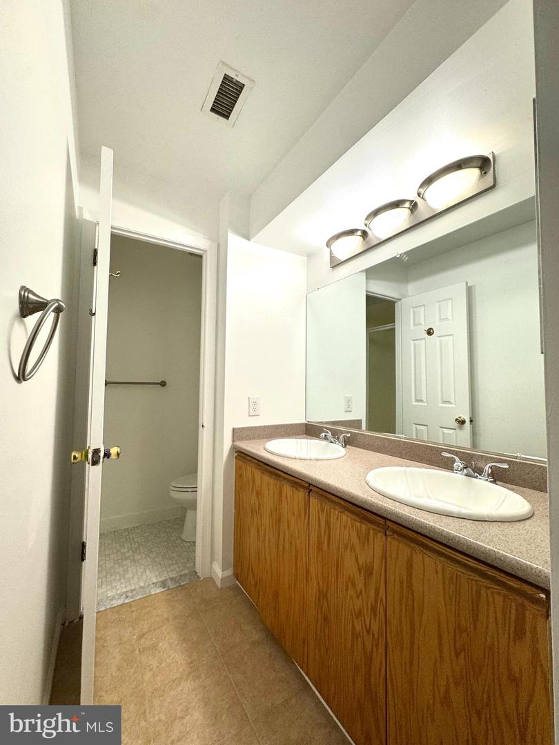 2089 Welsh Rd #j1 Property Photo 17