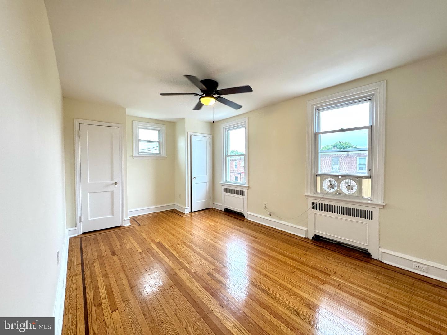 818 Knorr St Property Photo 19