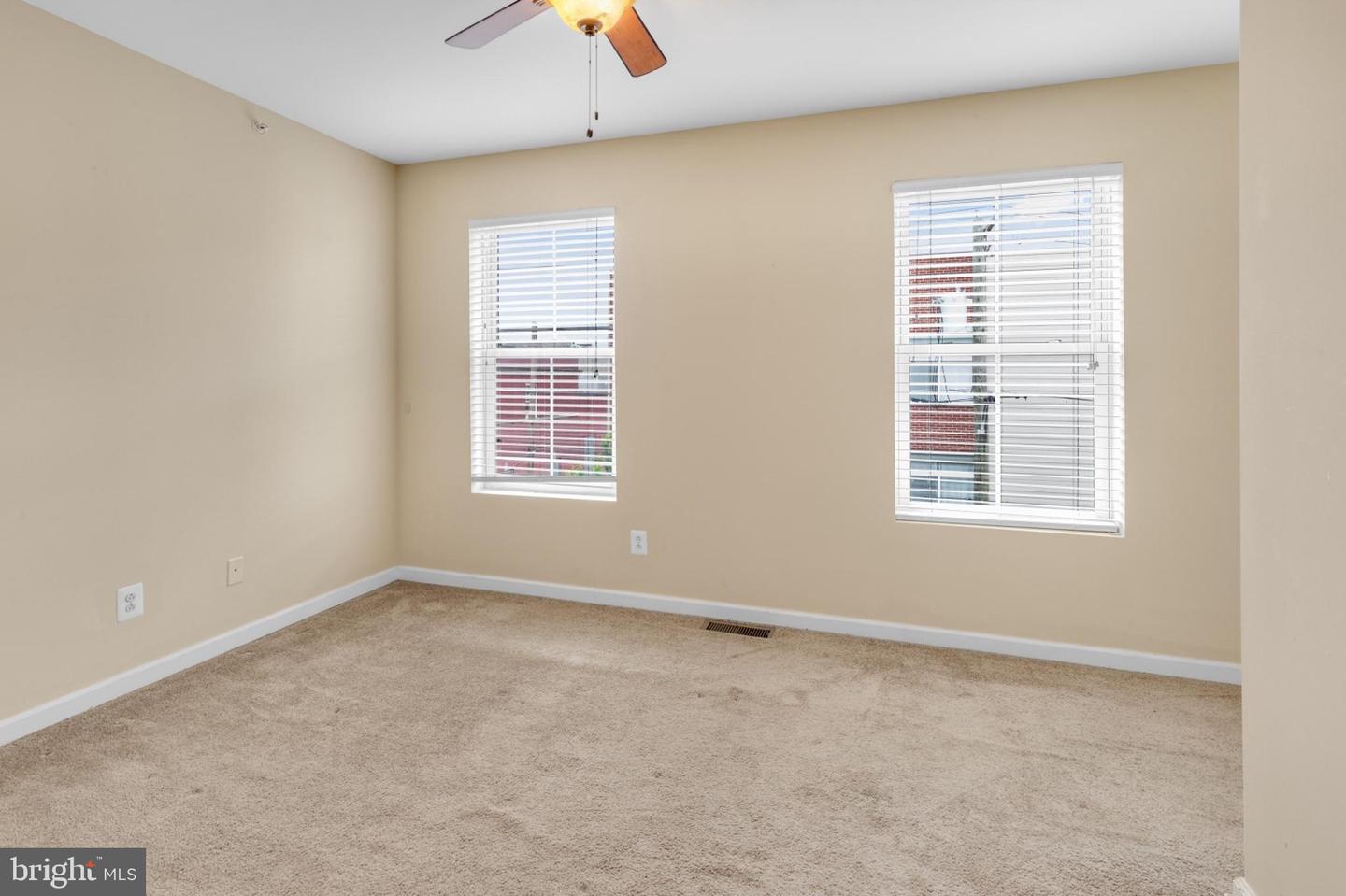 909 N 19th St #b Property Photo 15
