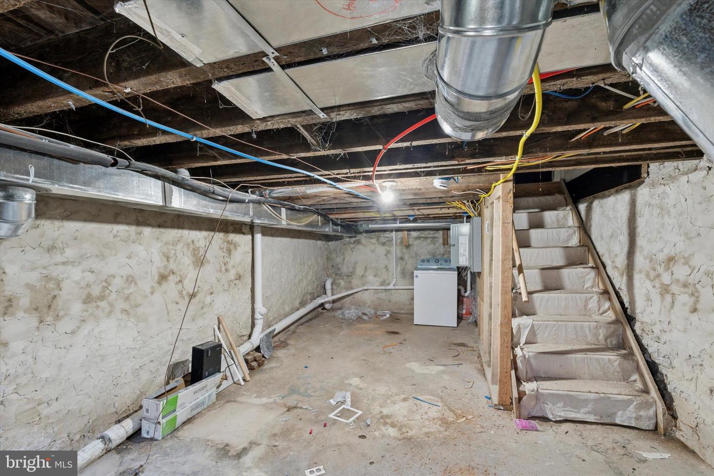 2538 W Oakdale St Property Photo 17