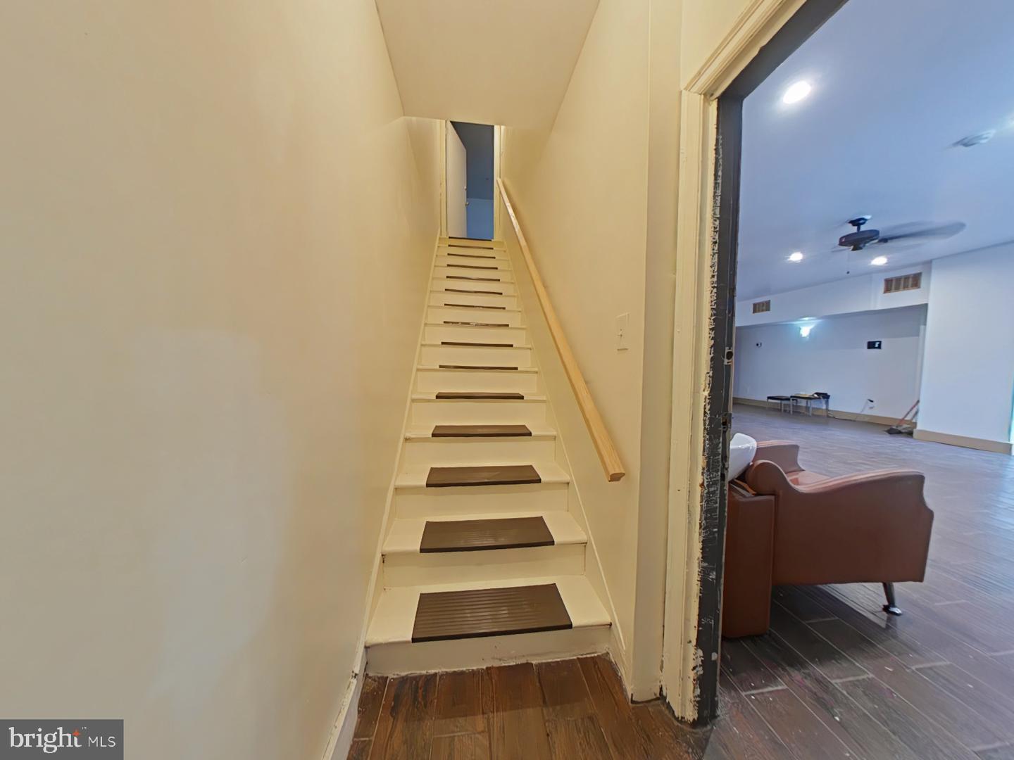 2045 W Toronto St Property Photo 12