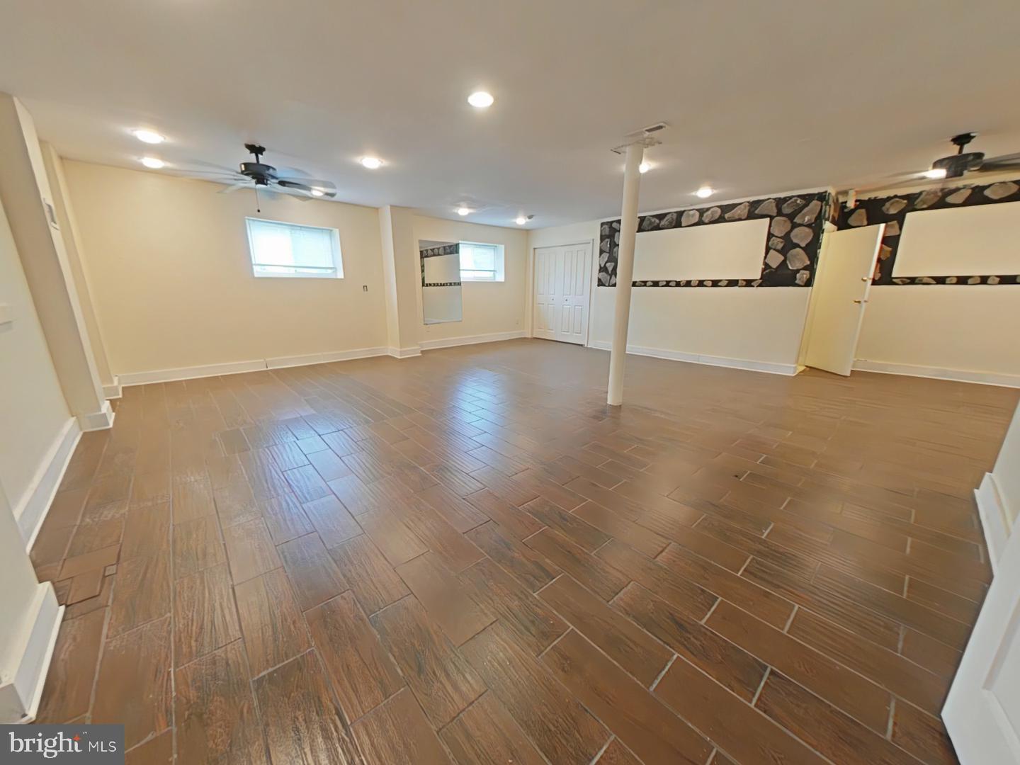 2045 W Toronto St Property Photo 15
