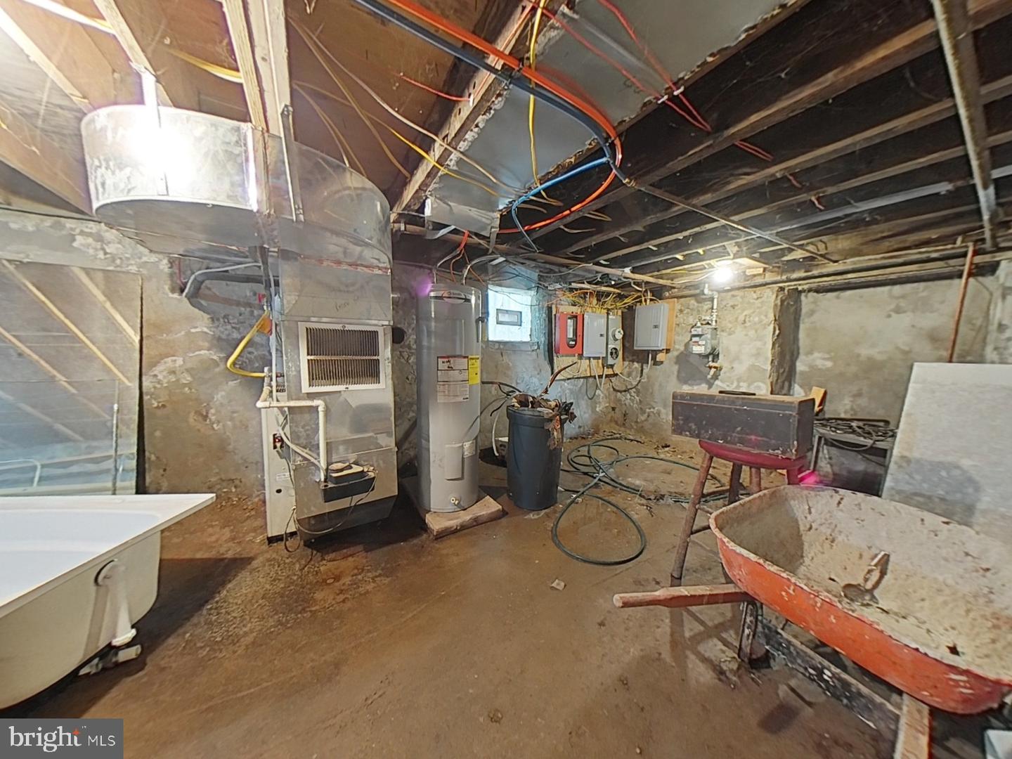 2045 W Toronto St Property Photo 20