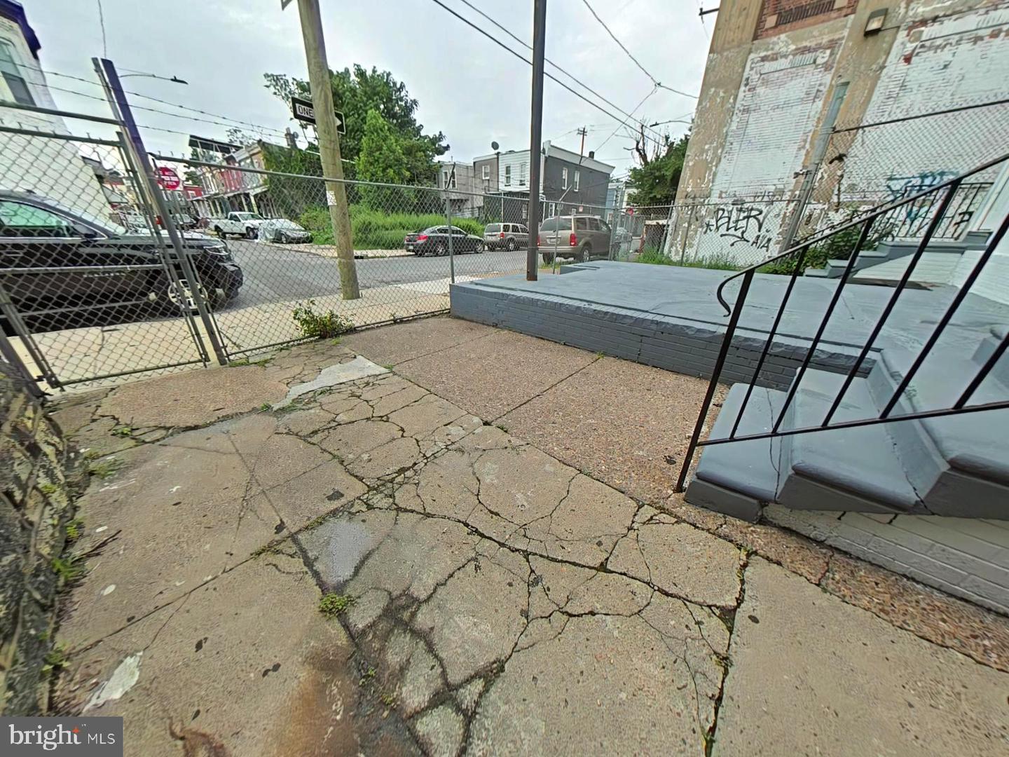 2045 W Toronto St Property Photo 29