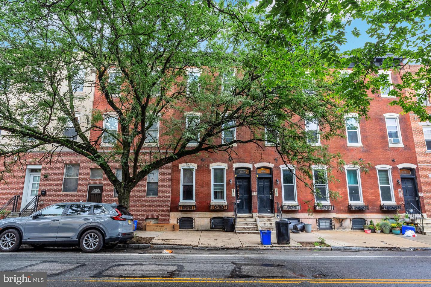 1927 Christian St #a Property Photo 3