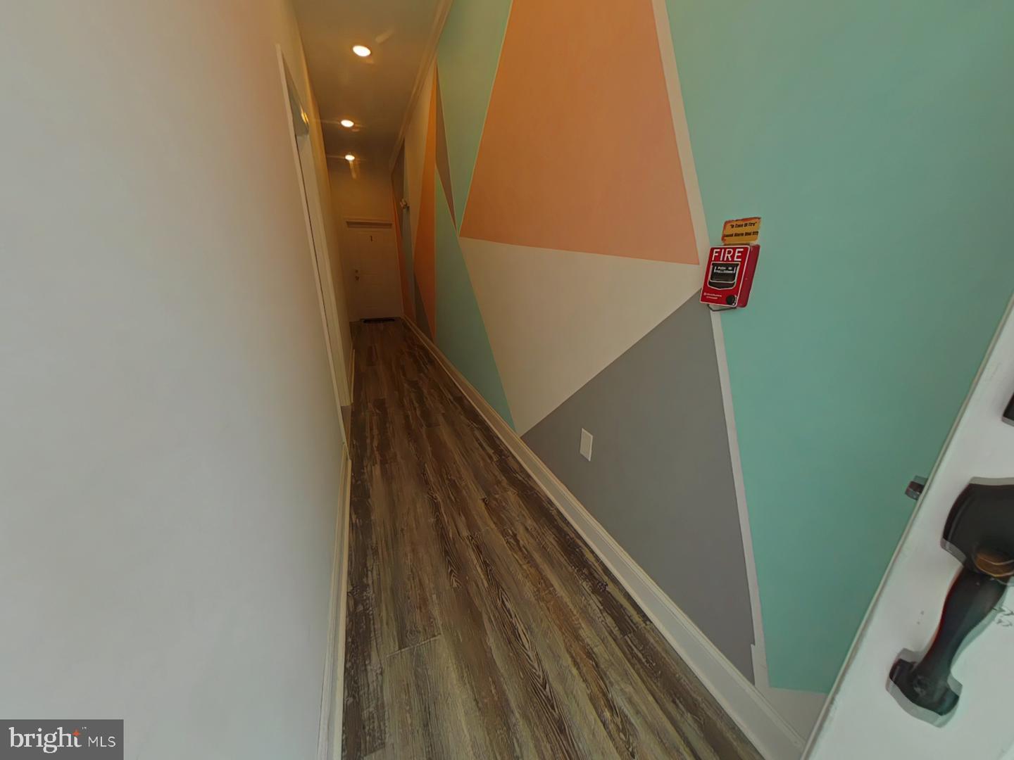 3228 W Diamond St #5 Property Photo 6