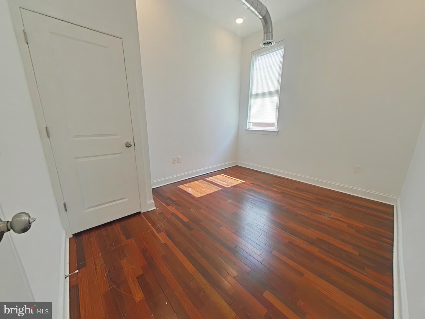 3228 W Diamond St #5 Property Photo 28