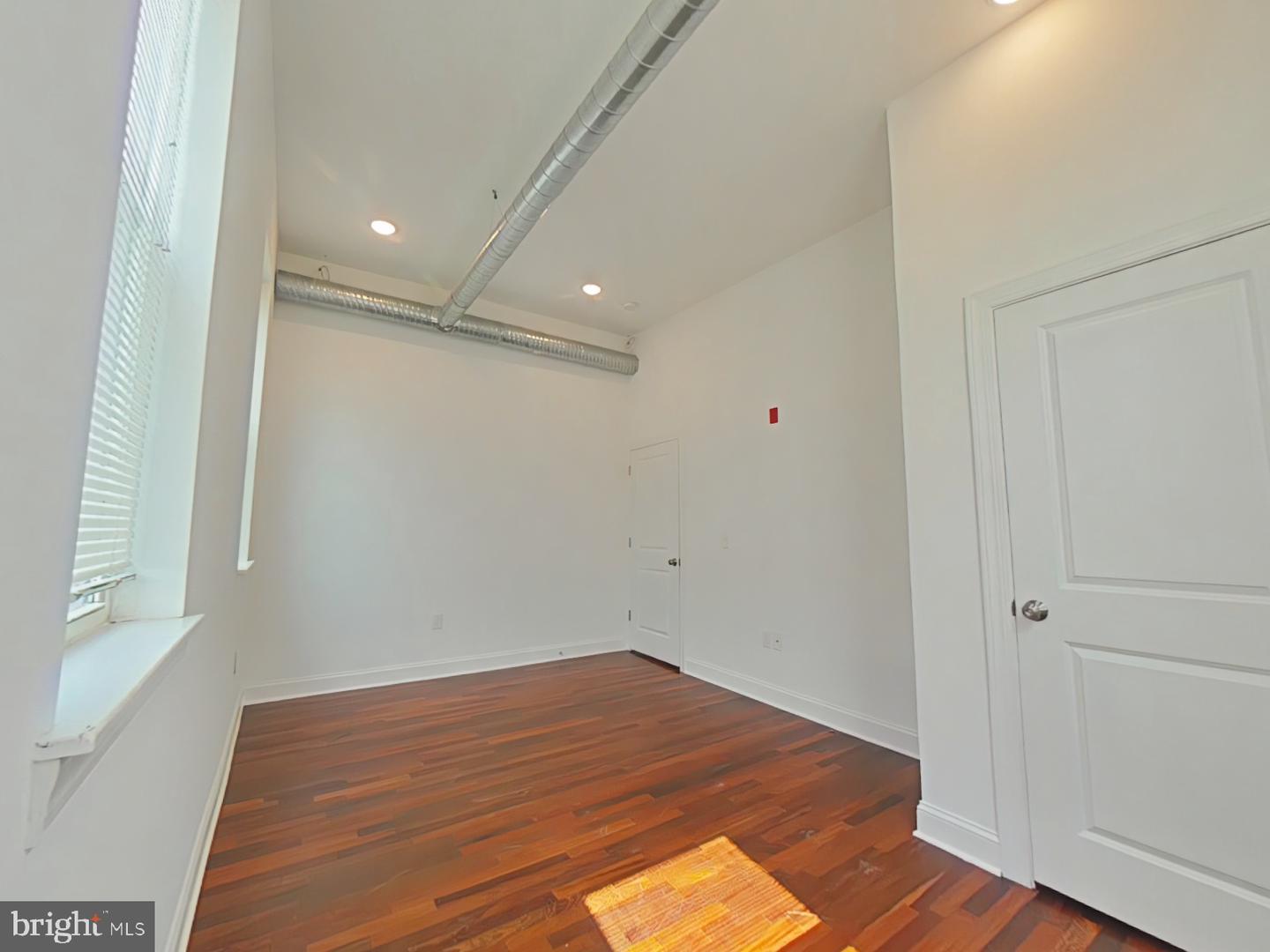3228 W Diamond St #5 Property Photo 31